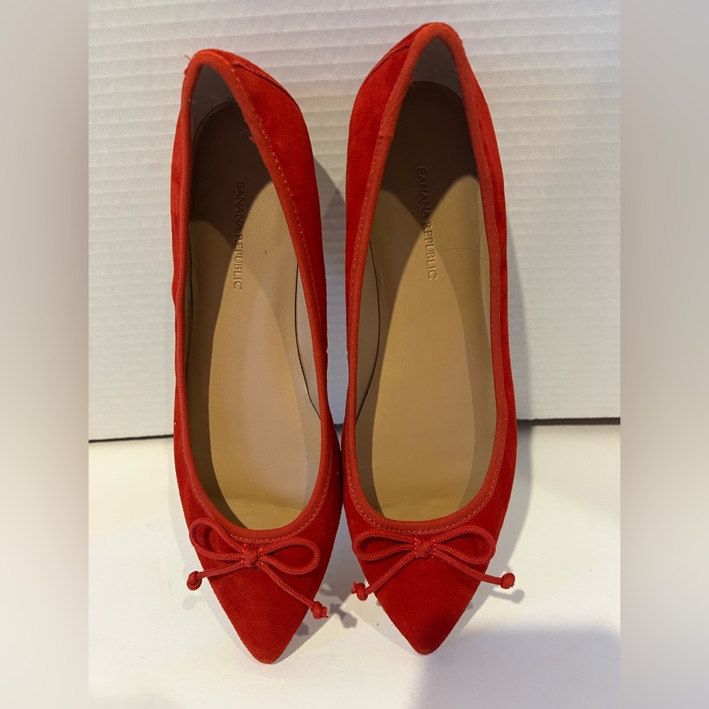 Banana Republic Red Ballet Flats, Ladies size 7